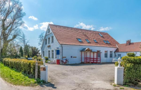 Beautiful apartment in Oldenswort with WiFi and 3 Bedrooms